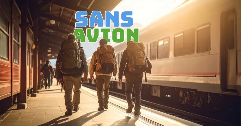 Le groupe de trek monte à bord du train.