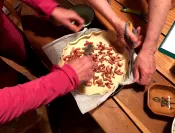 Réveillon de la St Sylvestre - Confection de la Coca de llardons